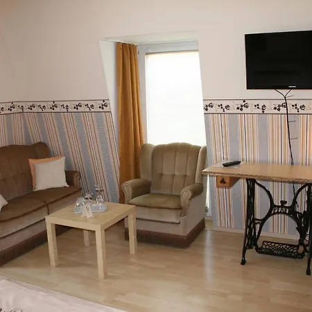 Kachel * Naurath (Eifel)