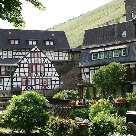 Kachel * Naurath (Eifel)
